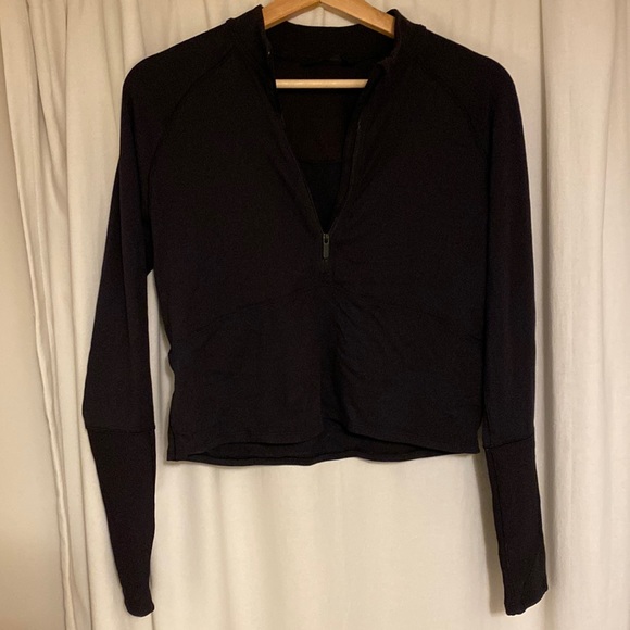 lululemon athletica Tops - COPY - Lululemon Rulu Run cropped half zip size 8 good as new